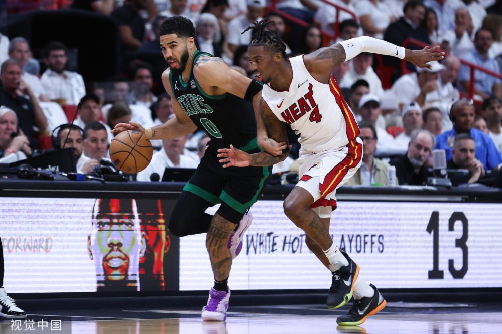 更是他多年 更是他多年