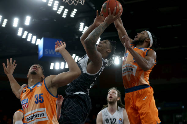 我国羽毛球 我国羽毛球