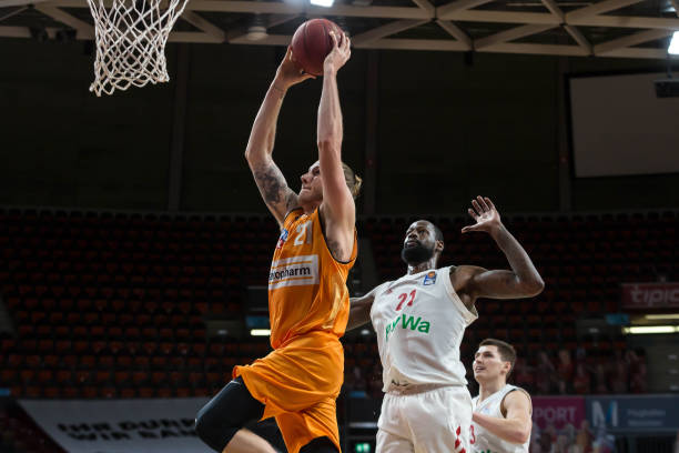 让参与者感 让参与者感